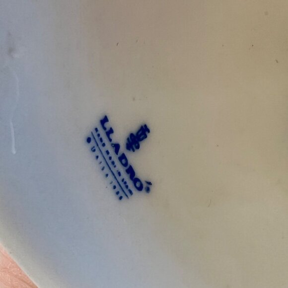 Lladró 1988 Porcelain Christmas Bell Ornament Reindeer Santa In Sleigh Design - Picture 8 of 9